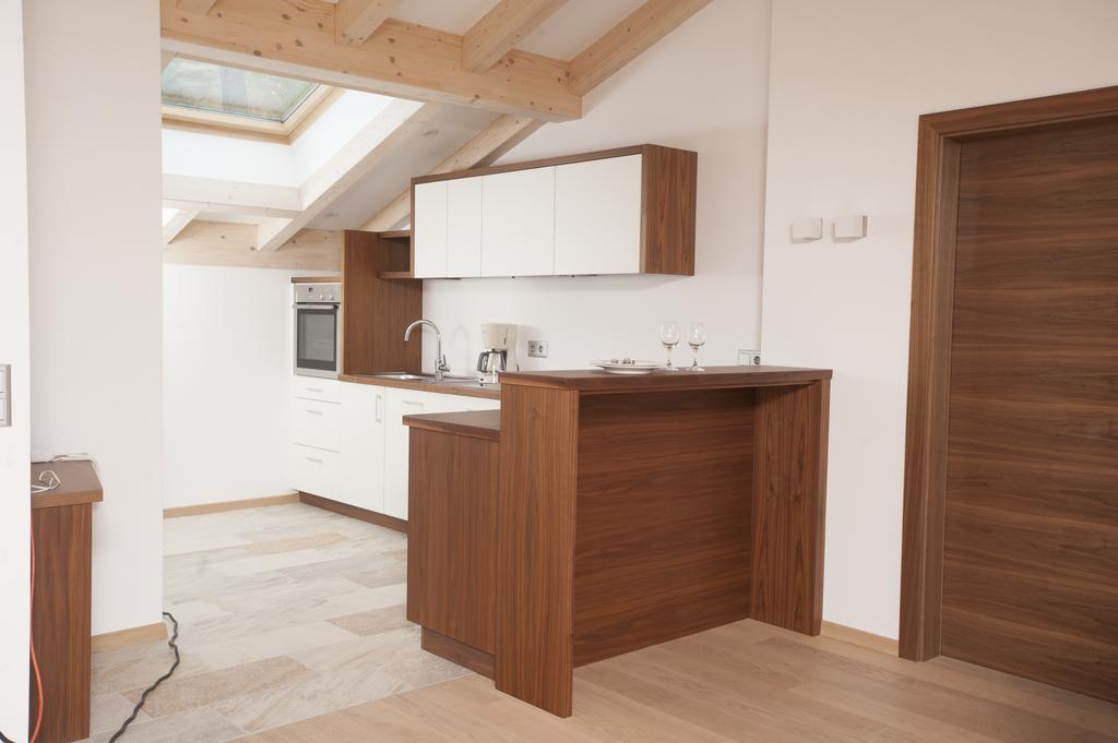 Apartmenthaus Gruberhof Schenna Exteriör bild