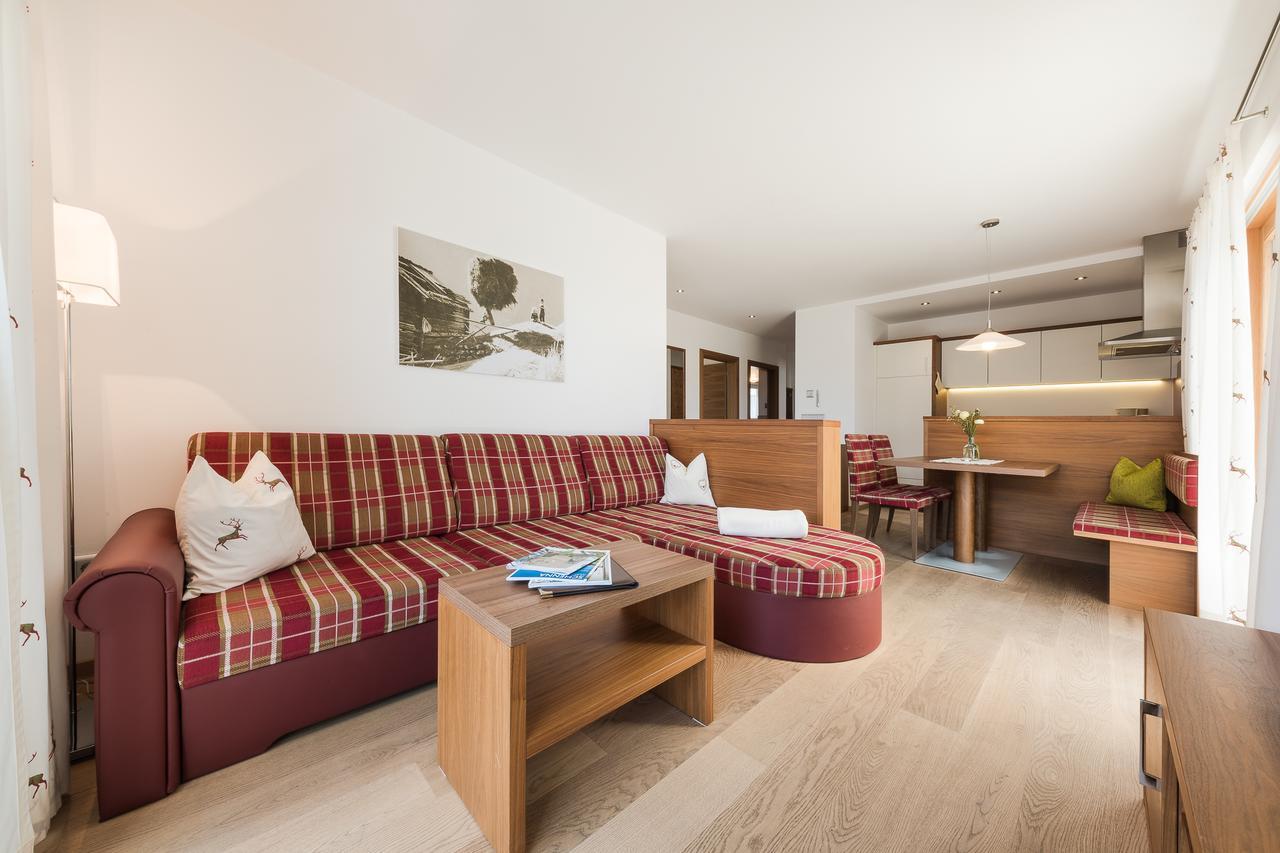 Apartmenthaus Gruberhof Schenna Exteriör bild